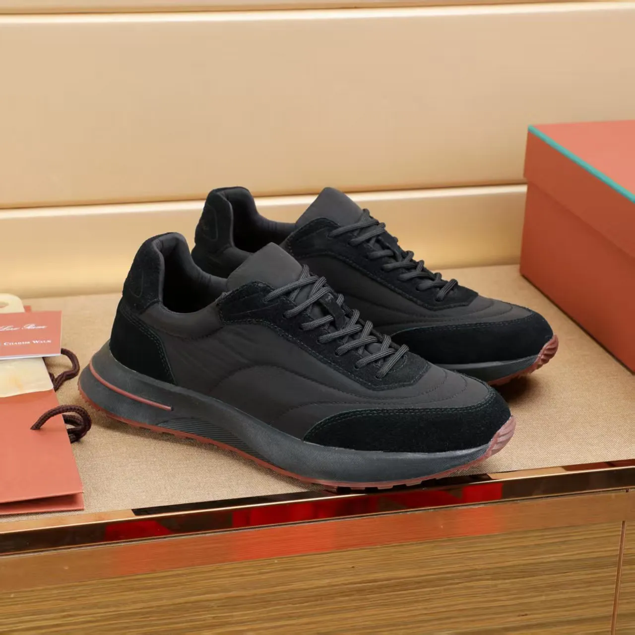 Factory price: 460💰Loro Piana niche classic jogging shoes, men's lace-up casual shoes and sneakers, high-quality lightweight and comfortable fabrics, suitable for outdoor leisure, the color scheme is young and energetic, and it looks great with sportswear or casual suits! Size: 38-44 (45. Customized)